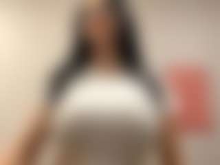 Live cam show with YaraHale - Altgirl on Camsoda