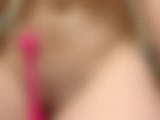Live cam show with YaraHale - Doggy on Dolls Live