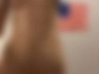 YaraHale's Live Sex Cam Show