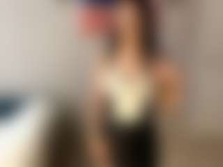 Live cam show with YaraHale - Squirt Teen (18+) on Camsoda