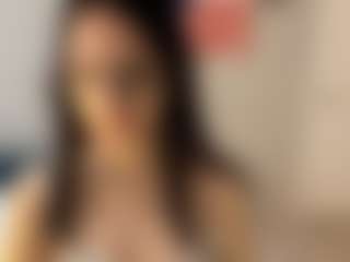 Live cam show with YaraHale - Squirt Teen (18+) on Camsoda