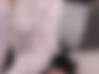 Live cam show with Yui - Camel Toe on Camsoda