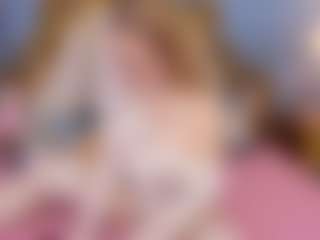 Live cam show with AnnePavlowa - Skinny MILF on UwU Esports