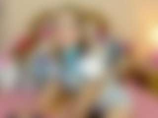 Live cam show with AnnePavlowa - Striptease MILF on parknlotfishbdy