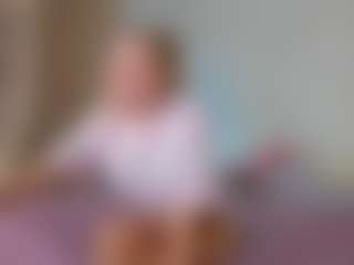 Live cam show with Cold-Watterful - New Shaved Pussy on Free Soda