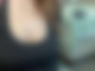 emmaraeee's Live Sex Cam Show