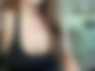 emmaraeee's Live Sex Cam Show