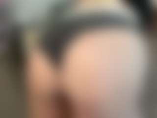 emmaraeee's Live Sex Cam Show