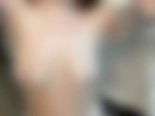 Live cam show with emmaraeee - BBW on Milfs Live
