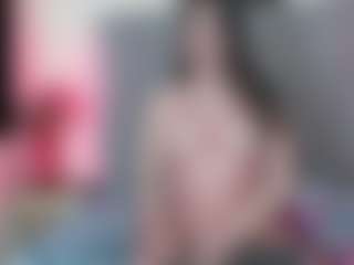 isa-yui's Live Sex Cam Show