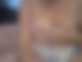 Juicybouncymelons's Live Sex Cam Show