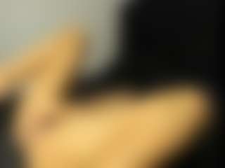 karlaximena02's Live Sex Cam Show