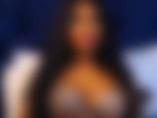 Live cam show with LaylaVixenn - Brown Eyes on chickslive.net