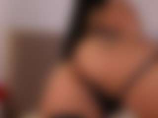 Live cam show with madymuse - Shaved Pussy on Soda Cam