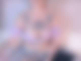 Live cam show with Miia-moore - Smoking on Streamer API