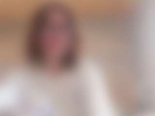 Live cam show with Olivia - Hairy Pussy Brown Hair on sexytreat.net
