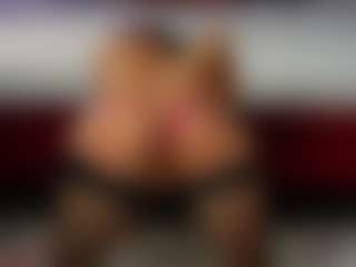 MyaGold's Live Sex Cam Show