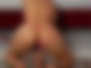 MyaGold's Live Sex Cam Show