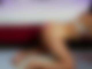 MyaGold's Live Sex Cam Show