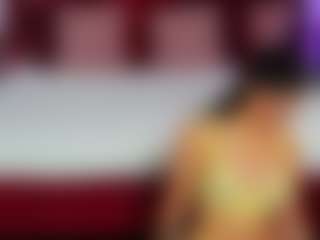 Live cam show with MyaGold - Shaved Pussy on StripNow