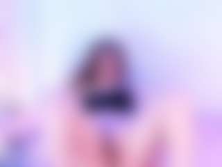 Live cam show with Suny Berry - Shaved Pussy on livesuperchat.net