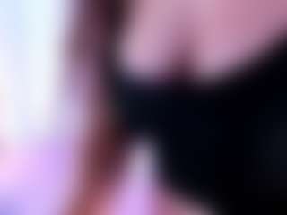 Live cam show with Suny Berry - Petite on fuklive.com