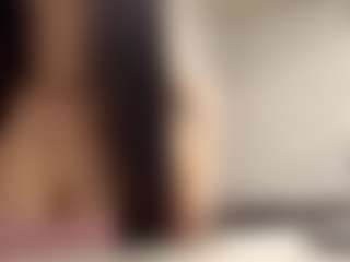 Live cam show with TarshaGrassie - Young Adult on camgirlchat.live