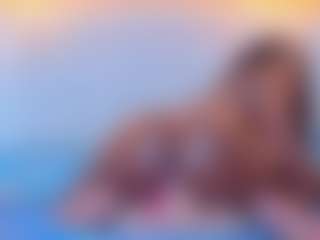 Live cam show with TinnaTaylor - Anal on TastyBlacksLive