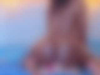 Live cam show with TinnaTaylor - Toys on googirlz