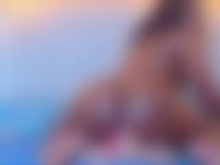 Live cam show with TinnaTaylor - Ebony on Adult Interactions | colombia