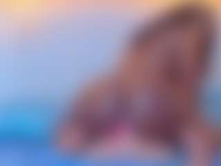 Live cam show with TinnaTaylor - No Drinking on Cam Slut