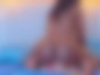 Live cam show with TinnaTaylor - Brown Hair on hrnylive.com