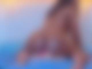 Live cam show with TinnaTaylor - Squirt on pussylord.com