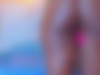 Live cam show with TinnaTaylor - Ebony on 1on1-livenow