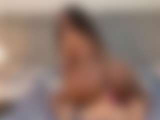 Live cam show with TinnaTaylor - Ebony on Gym Cam Girls | colombia