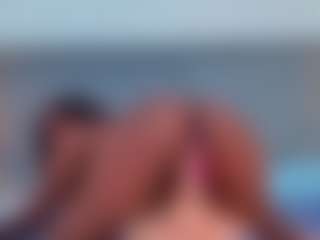 Live cam show with TinnaTaylor - Skinny Ebony on chickslive.net | colombia