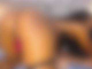 Live cam show with TinnaTaylor - Skinny Ebony on SxyPornLive