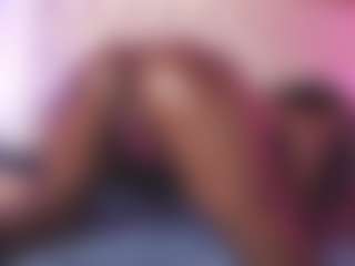 Live cam show with TinnaTaylor - Ebony on TeamSkeetLive | colombia