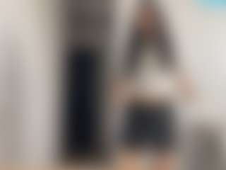 Live cam show with ToniFavuzzi - Upskirt on Camsoda Late Night