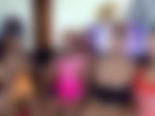 Live cam show with Zennolov - Brown Eyes on Free Soda
