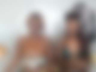Live cam show with Zennolov - Facesitting on googirlz