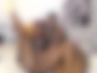 Live cam show with Zennolov - Erotic Dance on friskycurves.com
