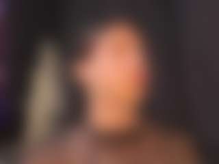 AlmaazGi's Live Sex Cam Show