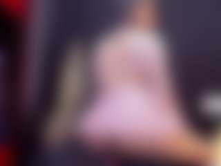 AlmaazGi's Live Sex Cam Show