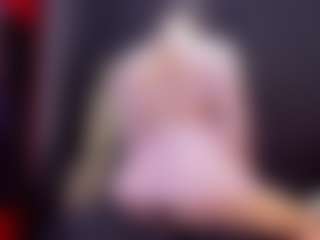 AlmaazGi's Live Sex Cam Show