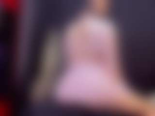 AlmaazGi's Live Sex Cam Show