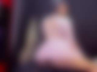 AlmaazGi's Live Sex Cam Show