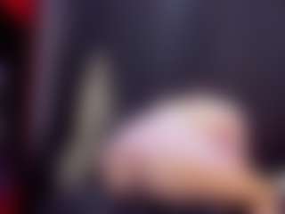 AlmaazGi's Live Sex Cam Show