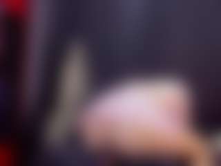 AlmaazGi's Live Sex Cam Show