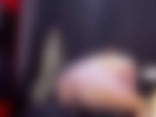 AlmaazGi's Live Sex Cam Show